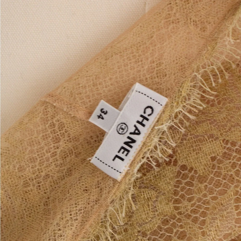 Chanel F/W 2020 Metiers D'Art Shimmery Gold Beige Lace Top Skirt 20A Suit - Picture 14 of 17
